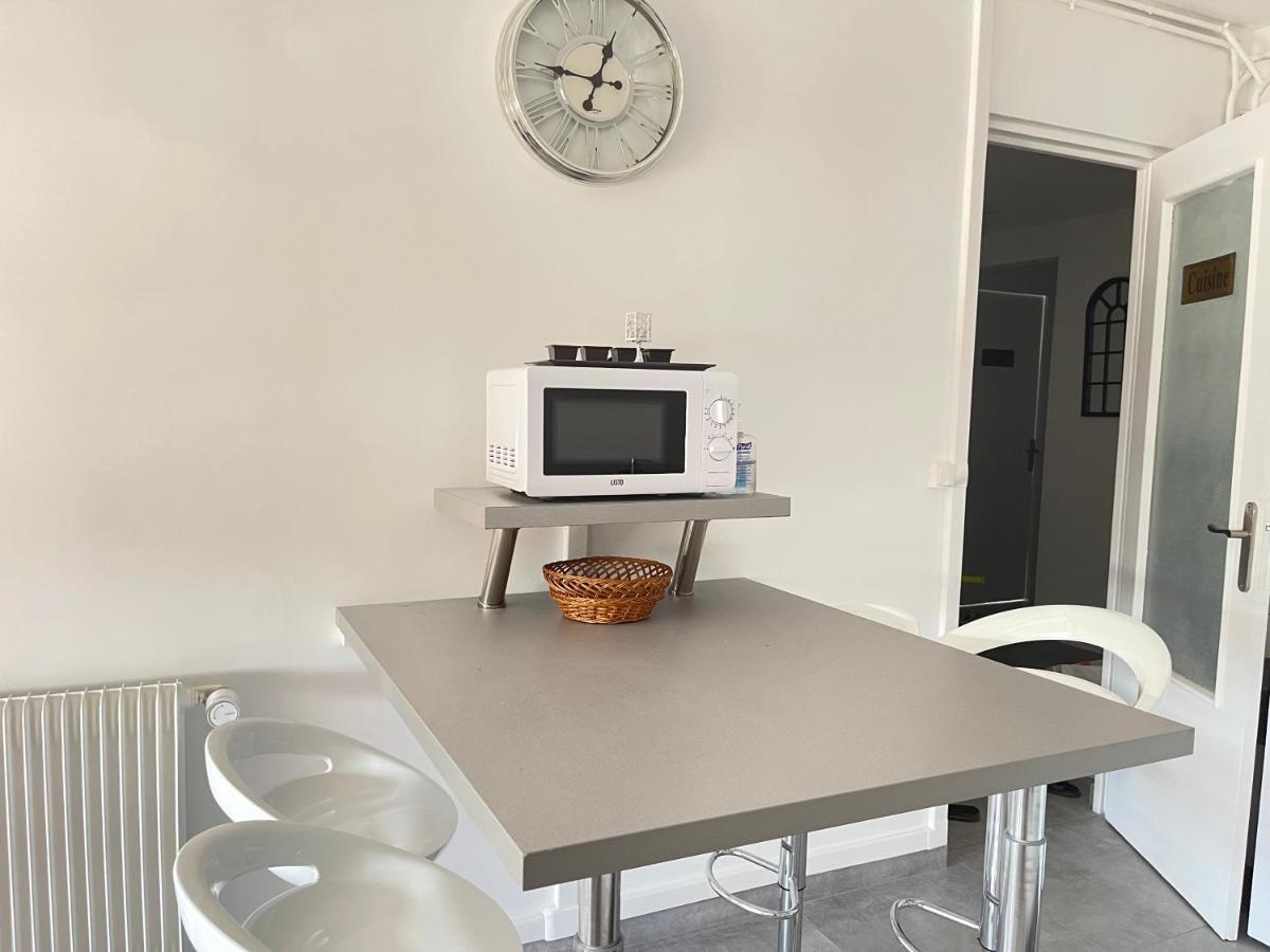 Votre Cocon Parfait A 9 Min D'Eurexpo Et 14 Min Groupama Apartment แซ็ง-พรีเยสท์ ภายนอก รูปภาพ