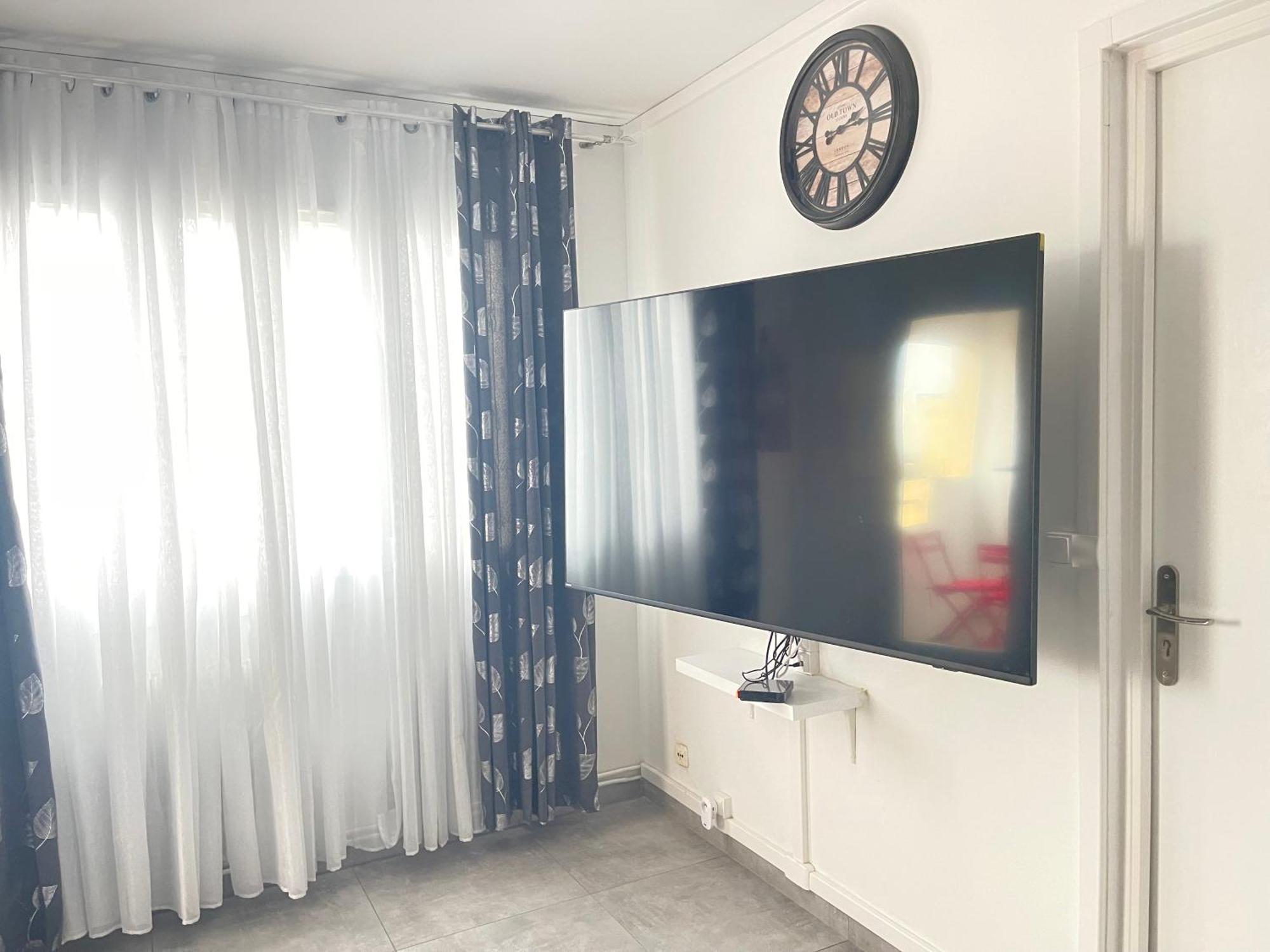 Votre Cocon Parfait A 9 Min D'Eurexpo Et 14 Min Groupama Apartment แซ็ง-พรีเยสท์ ภายนอก รูปภาพ